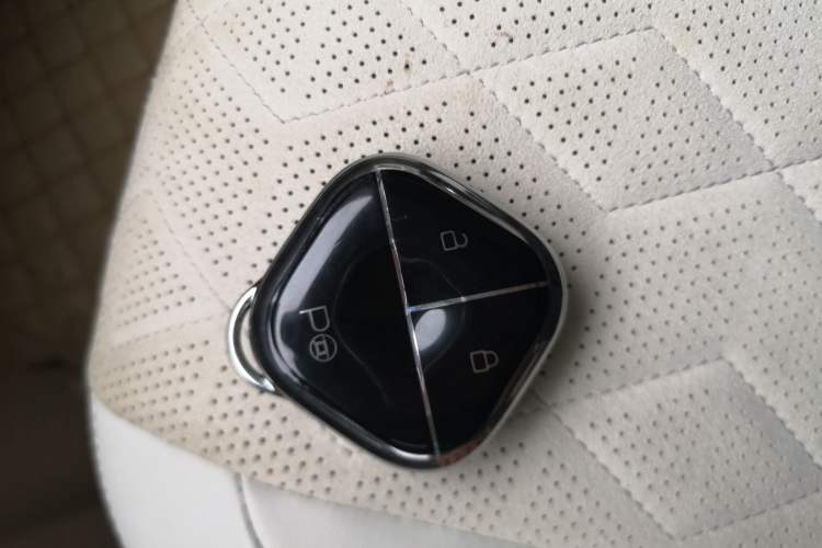 Used Baojun KiWi EV 2023 Smart Luxury Edition Lithium Iron Phosphate