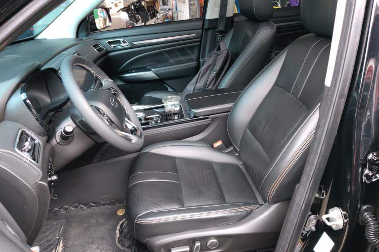 Used GAC Trumpchi GS8 2020 390T Two-Wheel Drive Luxury Smart Connectivity Version (7 Seats) Left Front Seat