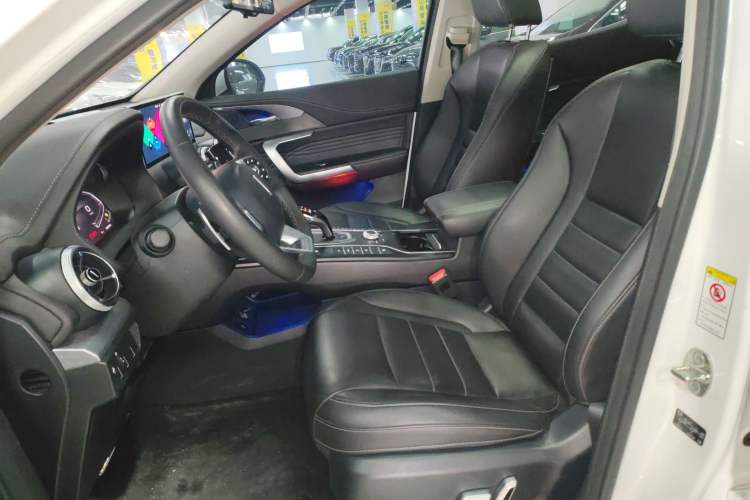 Used Wey VV5 2021 1.5T Two-Wheel Drive Smart Pioneer