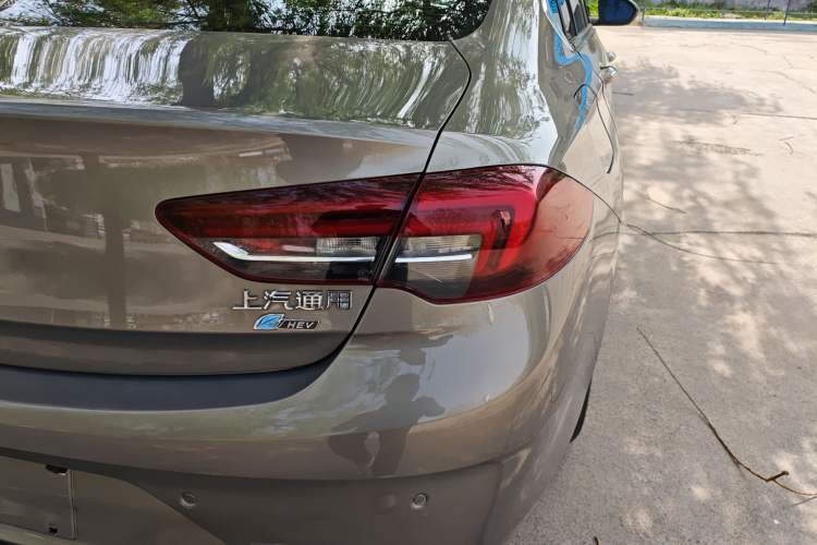 Used Buick Regal 2017 30H Elite Version
