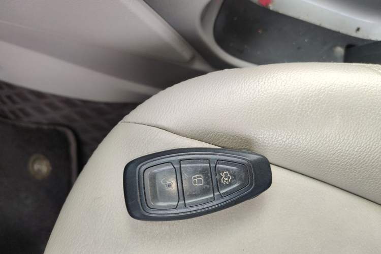 Used Ford Kuga 2013 2.0L GTDi Four-Wheel-Drive Sport Model