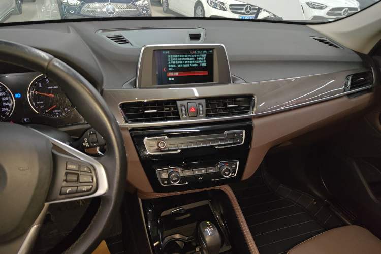 Used BMW X1 2018 sDrive18Li Luxury Model