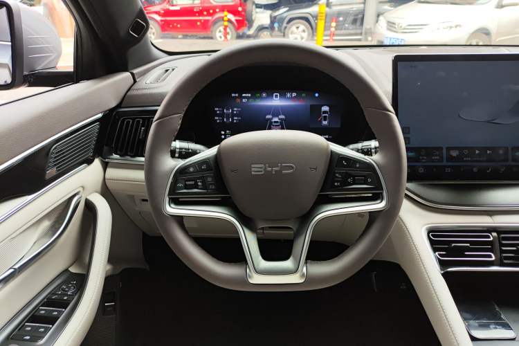 Used BYD Song PLUS New Energy 2025 DM-i 160KM Flagship PLUS
