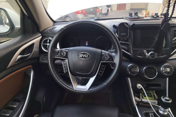 Used BYD Song 2016 1.5TI Manual Luxury Model