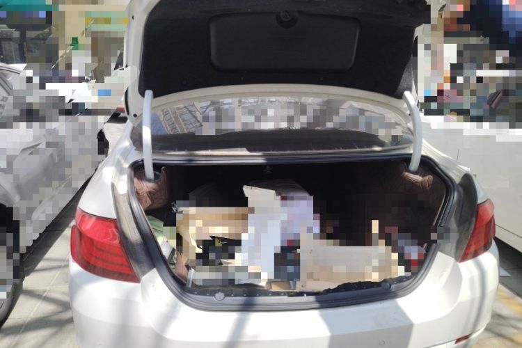 Used BMW 5 Series 2013 525Li Leading Model Trunk