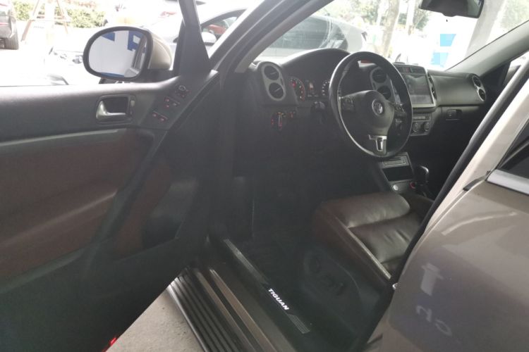 Used Volkswagen Tiguan 2015 1.8TSI Automatic Two-Wheel Drive Luxury Model Driver Seat