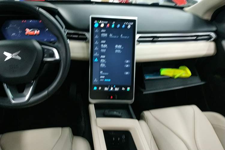 Used XPeng G3 2019 Enjoy Edition Audio And AC Panel