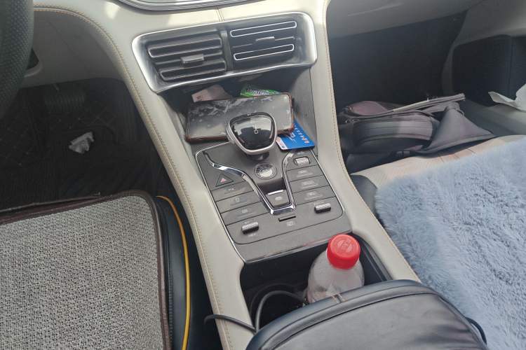 Used BYD Song PLUS New Energy 2021 DM-i 110KM Flagship Model Gear Lever