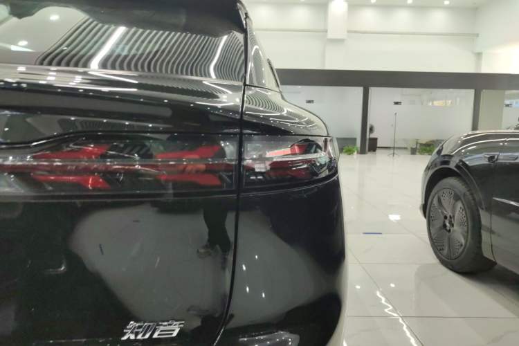 Used VOYAH COURAGE 2024 Four-Wheel Drive Global Edition
