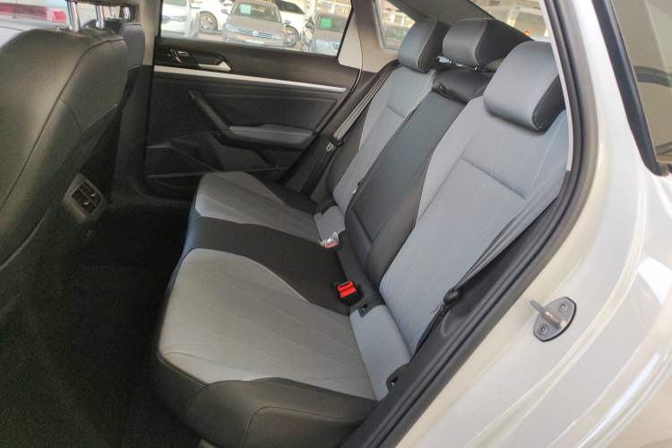 Used Volkswagen Lavida 2024 1.5L Automatic Starry Sky 5 Million Edition Left Rear Seat