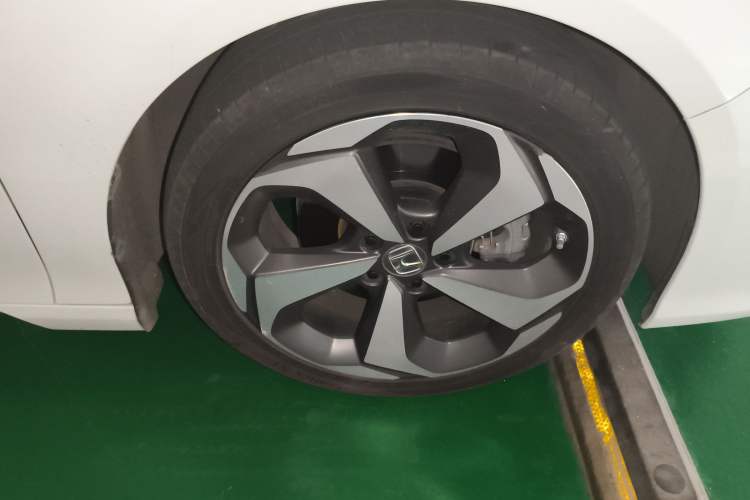 Used Honda Inspire 2019 Rui·Hybrid 2.0L Jing Shang Edition China VI Right Front Wheel Hub