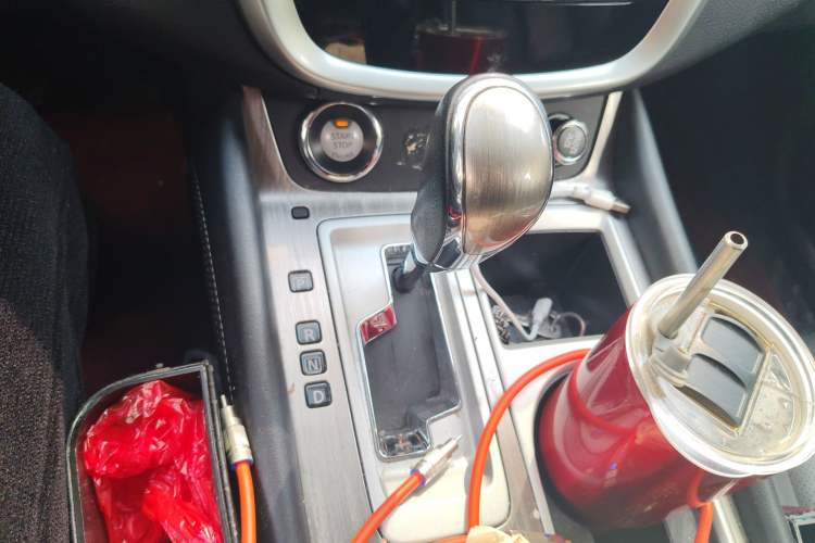 Used Nissan Murano 2019 2.5L XL Two-Wheel Drive Smart Connect Luxury Edition China VI Standard