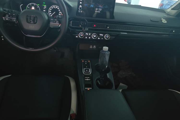 Used Honda Civic 2023 2.0L eHEV Pioneer Edition