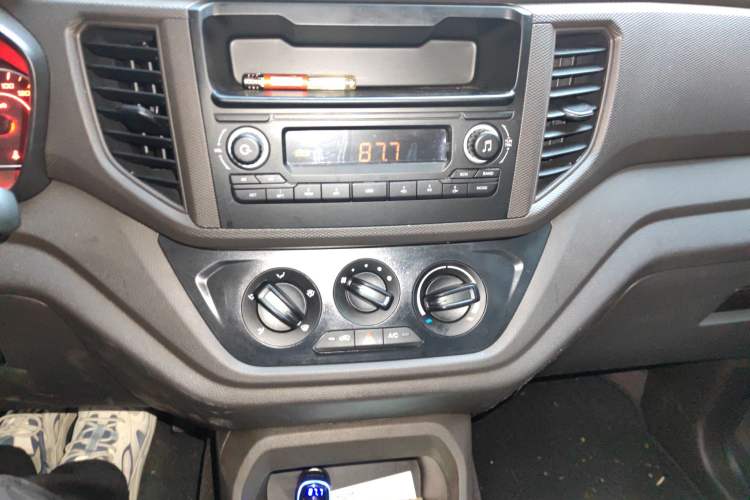 Used Wuling Hongguang V 2022 1.5L Jingqu Edition Electric-Assist LAR
