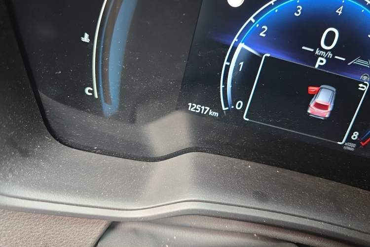 Used Toyota Corolla Cross 2023 2.0L Elite Edition Odometer Close Up