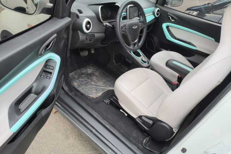 Used Chery Little Ant 2021 200 000-Yuan Ant Fan Edition Talent Version NMC Battery 301 km