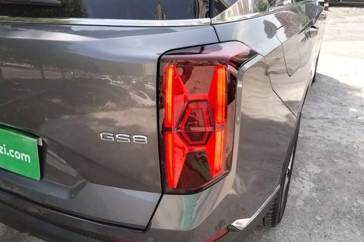 Used GAC Trumpchi GS8 2022 Flagship Series 2.0 TGDI Two-Wheel-Drive Prestige Edition (7 Seats)