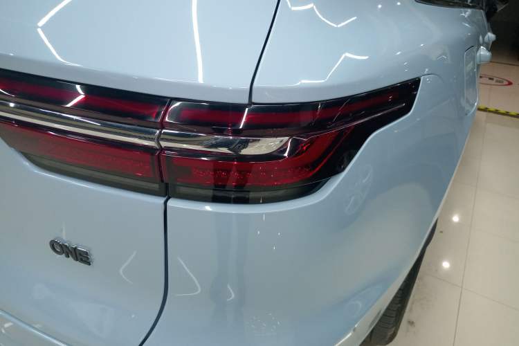 Used Li Auto ONE 2020 Extended-Range 6-Seater Version Right Rear Taillight
