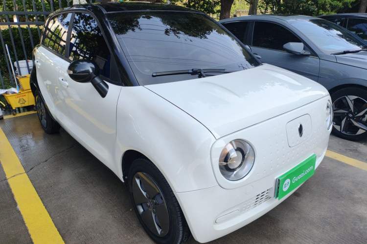 Used ORA Black Cat 2021 301 km Basic Version
