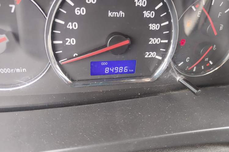 Used CHANGAN Alsvin V5 2012 1.5L Manual Dream Edition