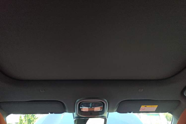 Used Deepal S07 2023 200Max Range-Extended Version
