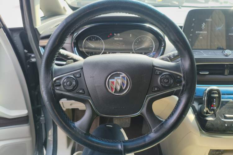 Used Buick GL8 2023 Land Executive Class 652T Luxury Model