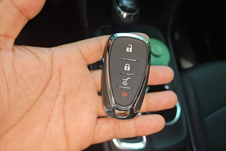 Used Chevrolet Equinox 2019 Redline 550T Automatic All-Wheel-Drive RS Model China VI Standard