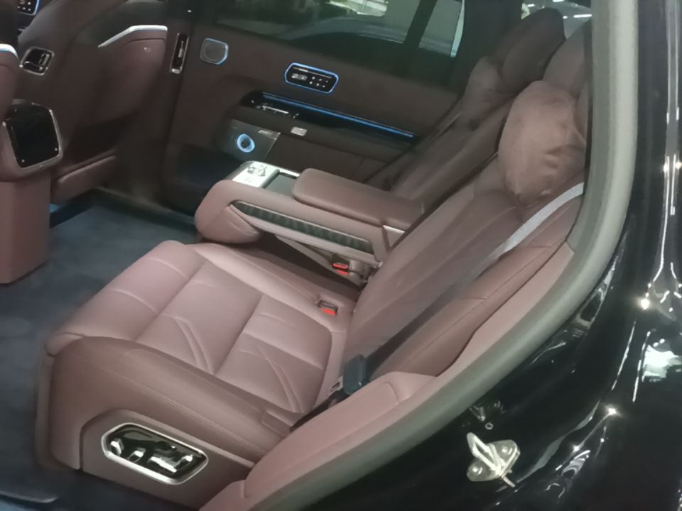 Zeekr 9X 2026 Model Ultra Edition 55kWh Five-Seater — снимка 20