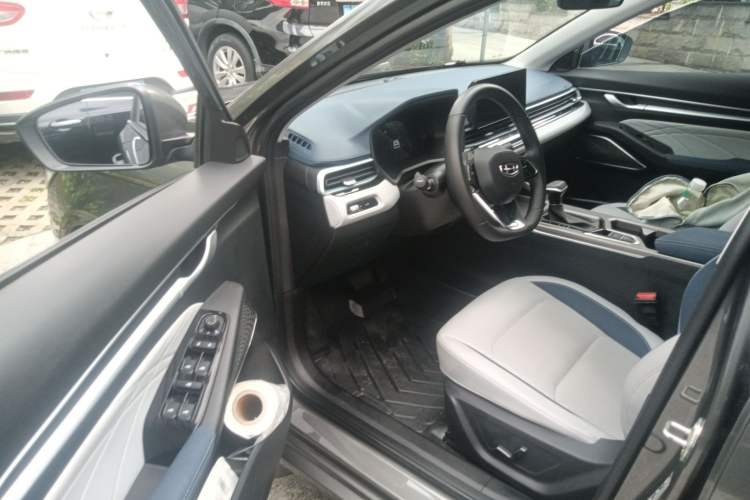 Used Geely Auto Emgrand 2022 4th Generation 1.5L CVT Flagship Model