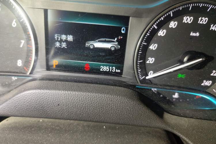 Used Buick Excelle GX 2019 18T Automatic Connected Flagship Version China VI Standard Odometer Close Up