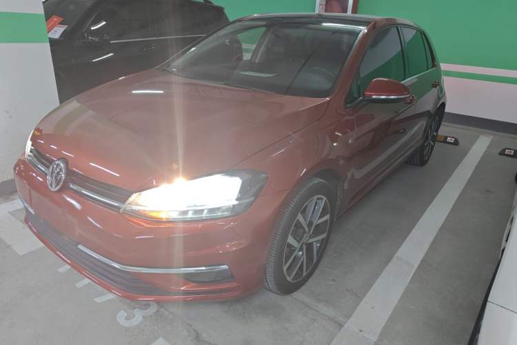 Used Volkswagen Golf 2018 230TSI Automatic Luxury Version