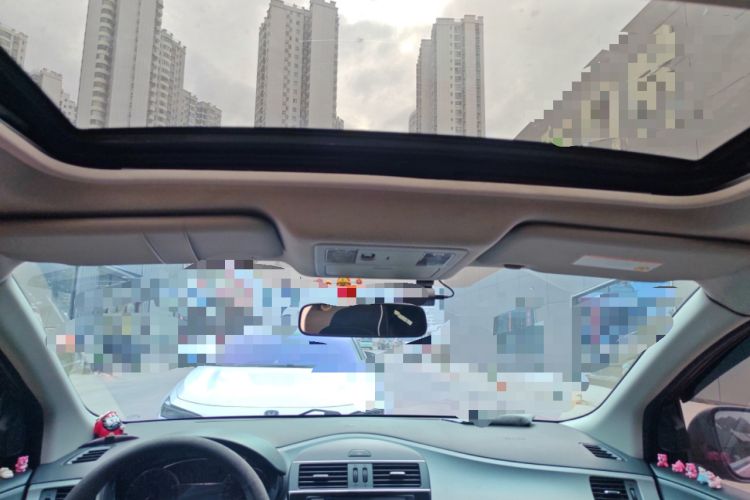 Used Nissan Tiida 2011 1.6T M-CVT Dynamic Edition Headliner