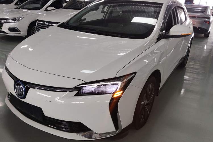 Used Buick Velite 6 2022 Connected Fashion PLUS