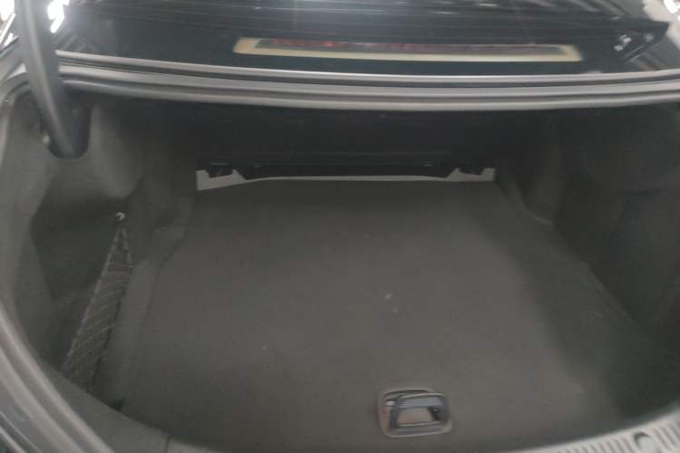 Used Mercedes-Benz E-Class 2022 Updated E 300 L Luxury Edition
