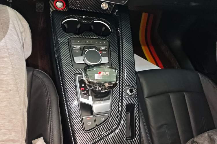 Used Audi A4L 2019 40 TFSI Fashion Edition China VI Emission Standard