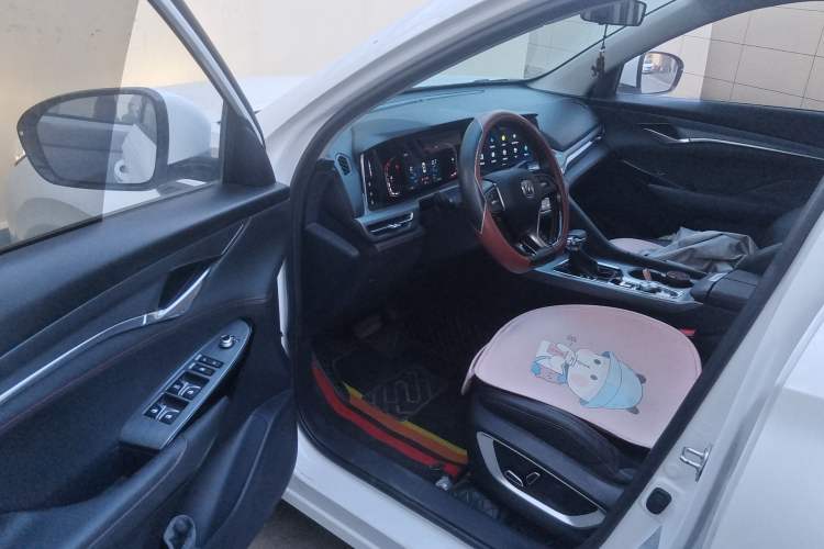 Used CHANGAN CS75 PLUS 2022 Classic Edition 1.5T Automatic Pioneer Model
