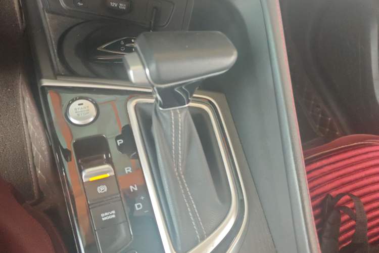 Used CHANGAN Eado 2021 PLUS Blue Whale NE 1.4T GDI DCT Prestige Model Gear Lever