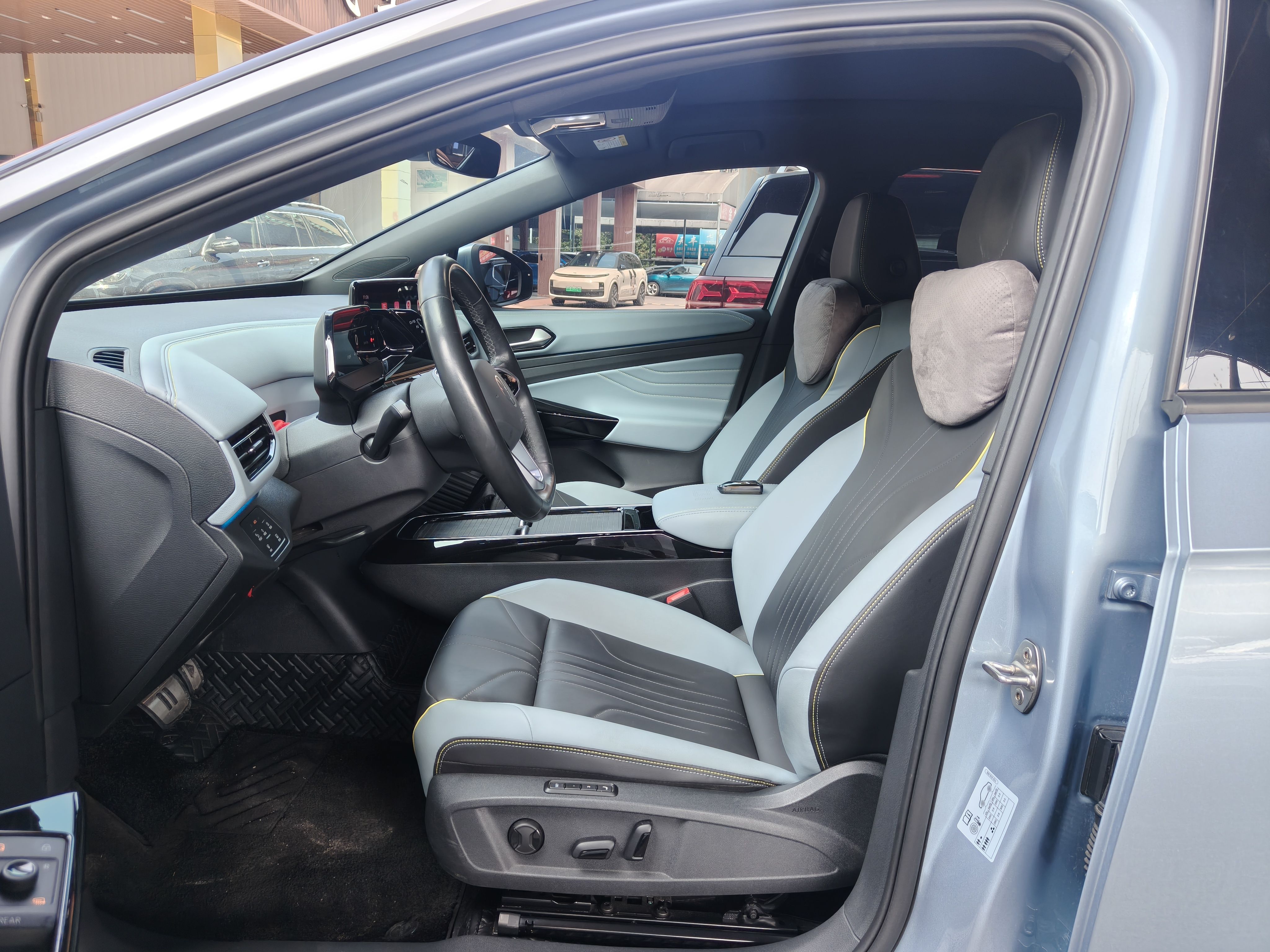 Interior delantero