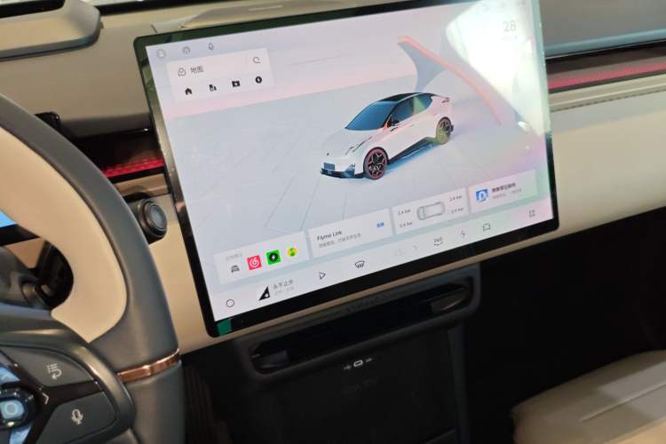 Used Lynk & Co Z20 2025 530 km Range Rear-Wheel Drive Max
