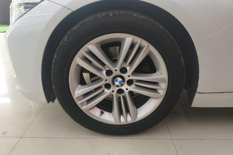 Used BMW 3 Series 2017 320Li Fashion Model
