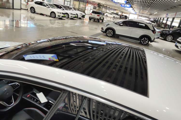 Used Volkswagen Lamando 2023 Lavida L 280TSI DSG Cool & Spicy Edition
