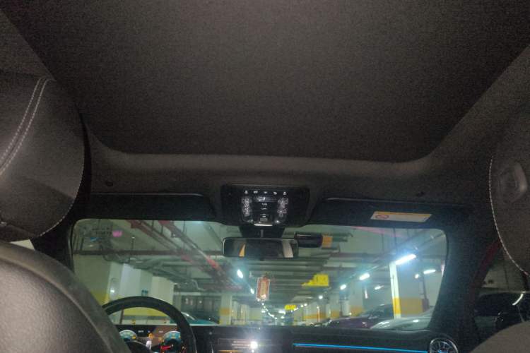 Used Mercedes-Benz A-Class 2021 A 200 L Sport Sedan Fashion Model
