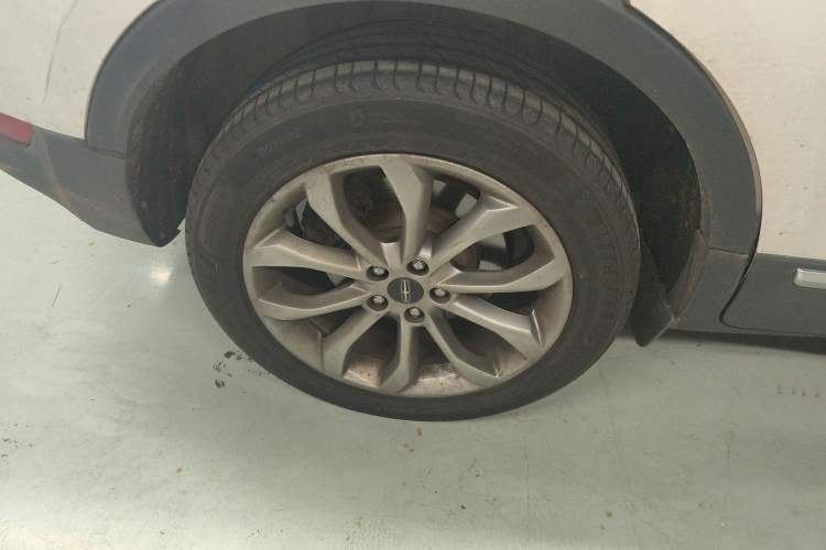 Used Lincoln MKC 2018 2.0T Four-Wheel Drive Zunya Edition Exterior 3