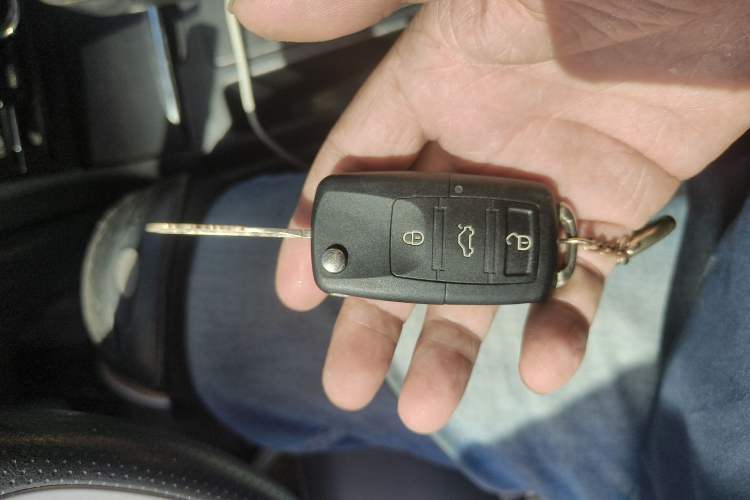 Used Bestune B70 2014 2.0L automatic luxury version