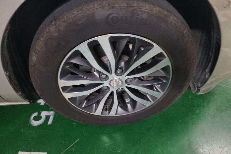 Used Buick GL8 2017 ES 28T Flagship Model China V Standard