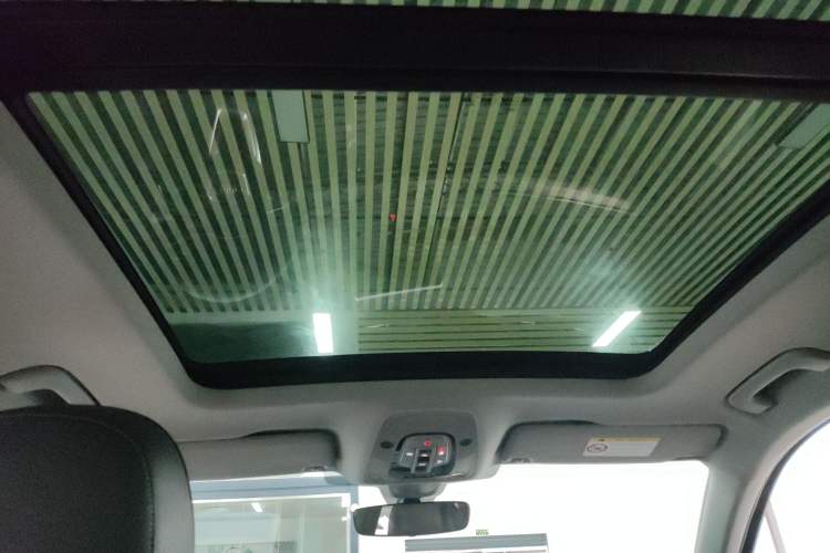 Used Audi Q5L 2020 Updated 40 TFSI Prestige Fashion Edition Headliner