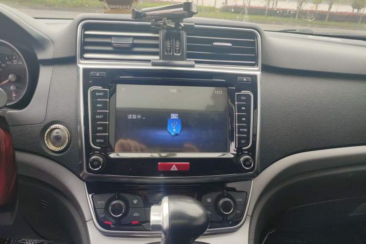 Used Haval H6 2015 Sport Edition 1.5T Automatic Two-Wheel Drive Luxury Model
