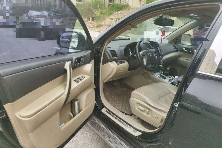Used Toyota Highlander 2013 2.7L Two-Wheel Drive 7-Seater Zijin Edition
