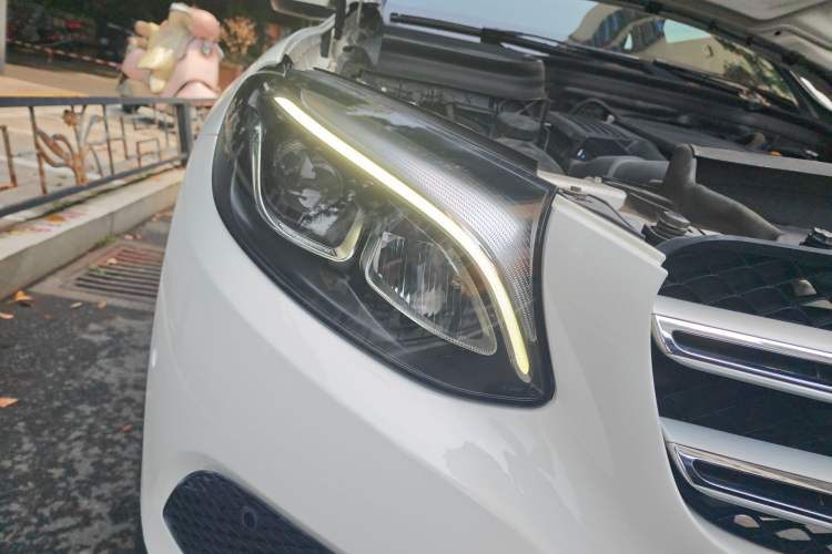 Used Mercedes-Benz GLC 2018 GLC 200 4MATIC