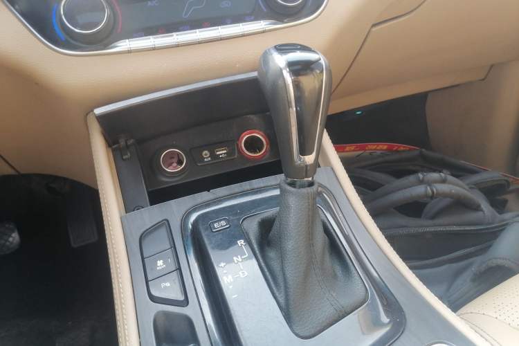 Used Baojun 730 2017 1.8L iAMT Prestige Version 7 Seats